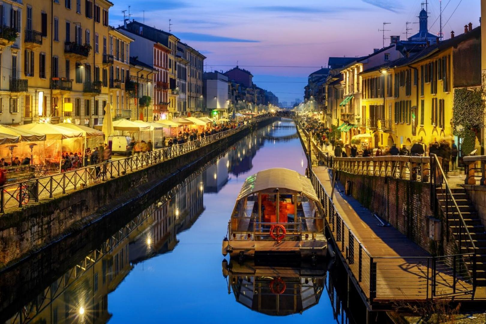 Dream Suites Milano San Babila Esterno foto